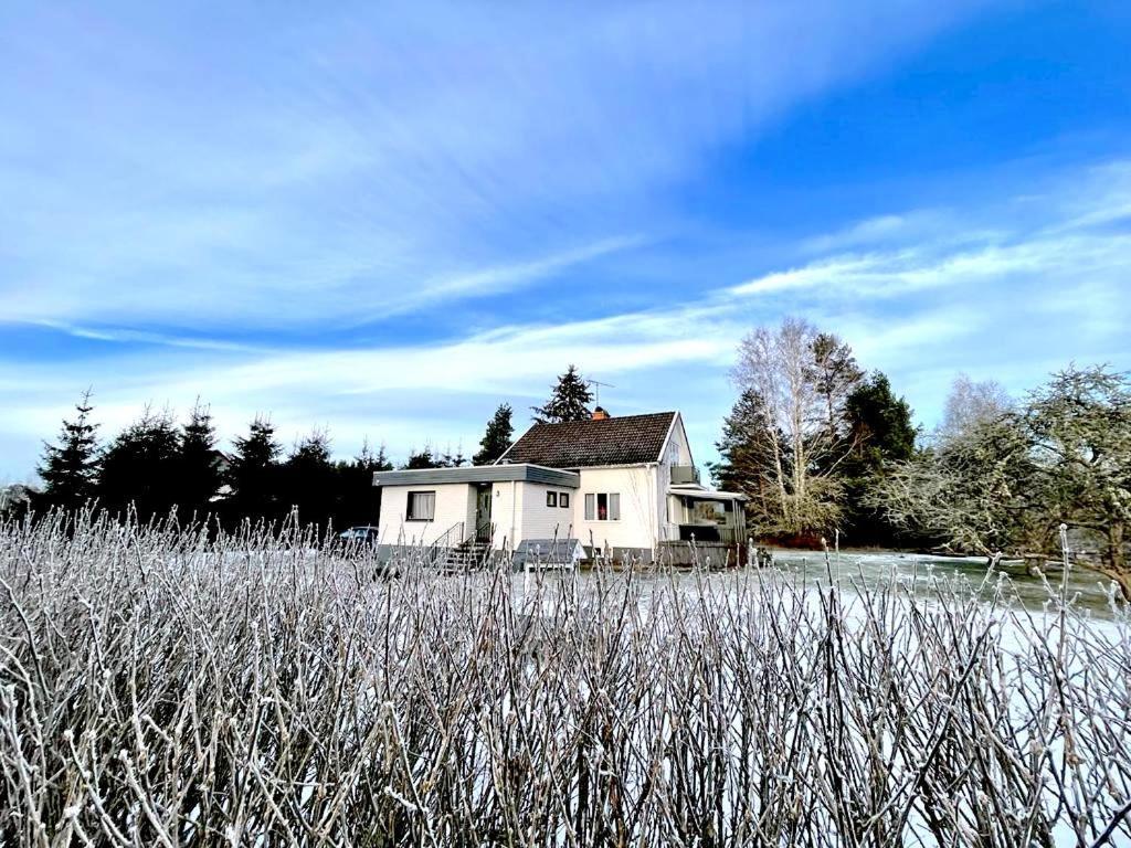 Bjoerkholm - Villa In Målilla Extérieur photo