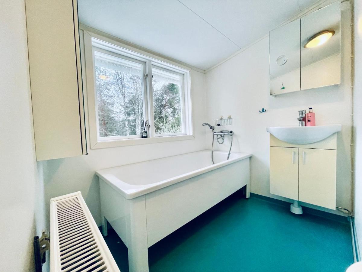 Bjoerkholm - Villa In Målilla Extérieur photo